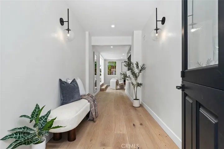 28812 Shady Pl., Laguna Beach, California 92651