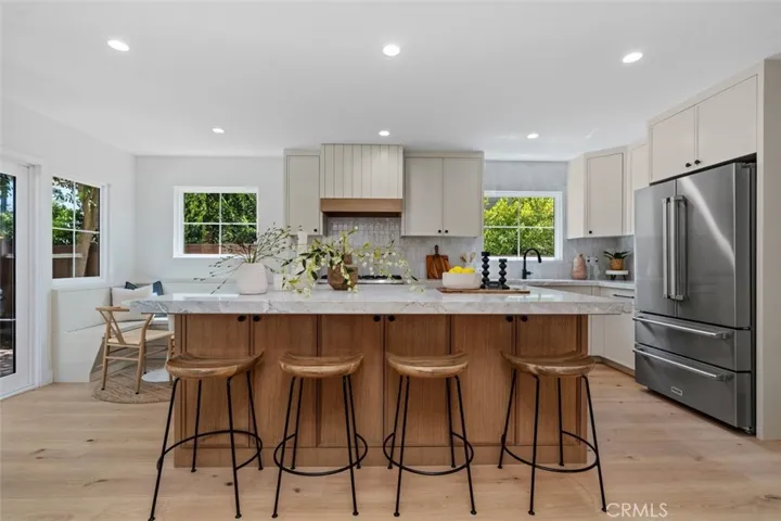 28812 Shady Pl., Laguna Beach, California 92651