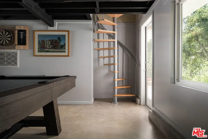 Lower Level Recreation Room