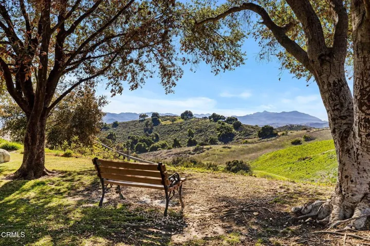 49-web-or-mls-UpmarketMedia_HiddenCanyon