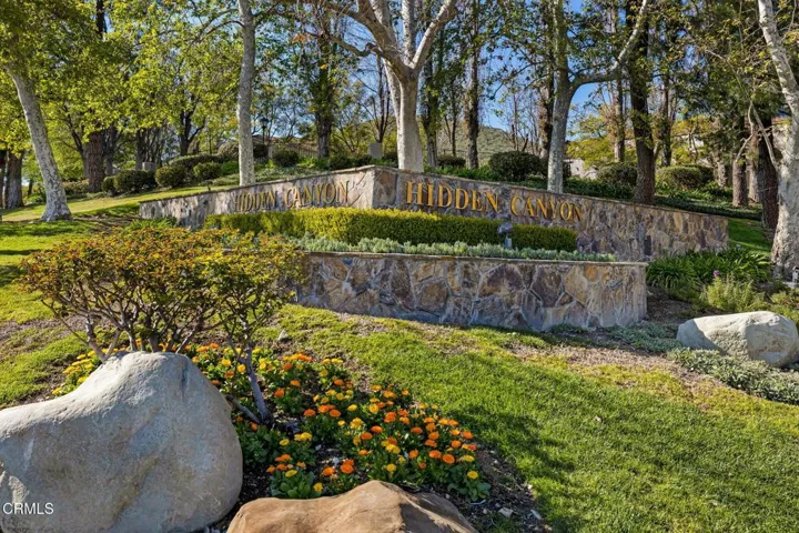 51-web-or-mls-UpmarketMedia_HiddenCanyon