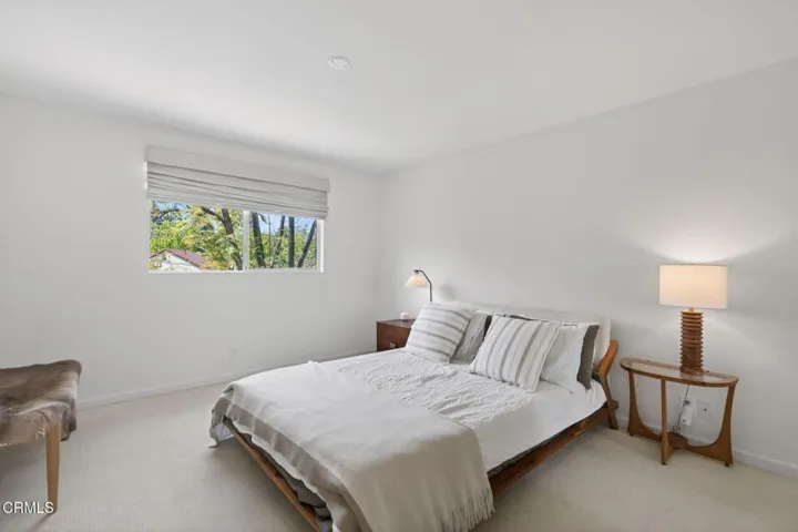 20-web-or-mls-Upmarket Media-456ViaC080