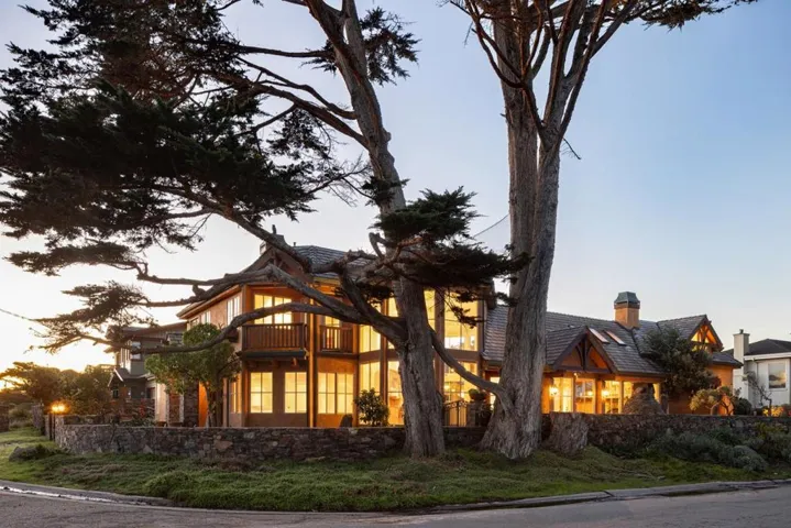 1273 Surf Avenue, Pacific Grove, California 93950