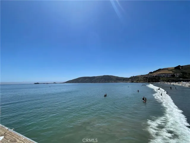10mins from surfing