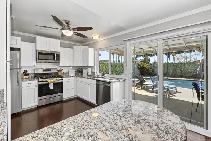 11168 Acaso Way, San Diego, California 92126