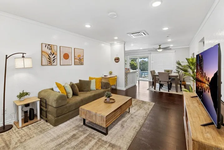 11168 Acaso Way, San Diego, California 92126