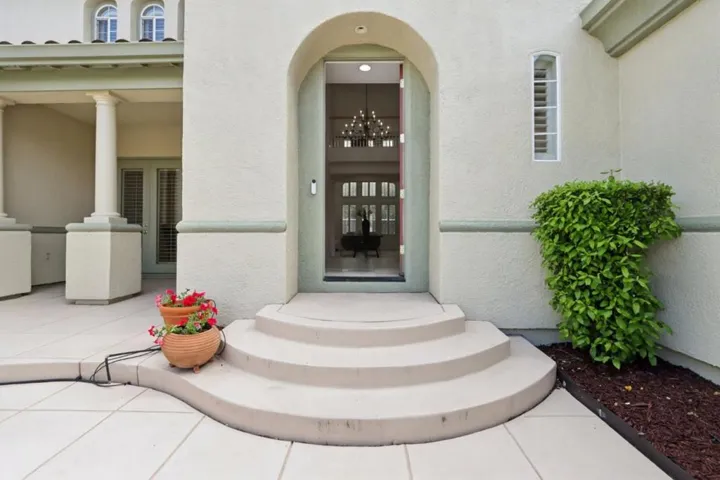 5867 Gleneagles Circle, San Jose, California 95138