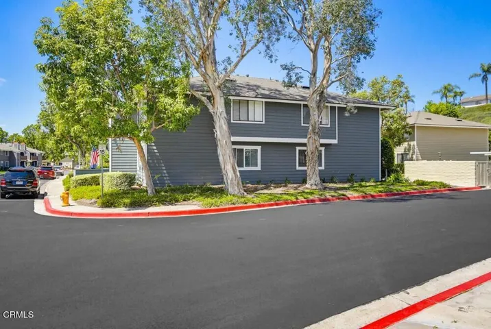 19105-grandview-ave-001_web