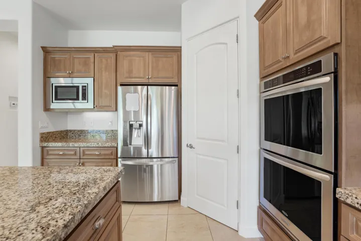 Kitchen/Pantry