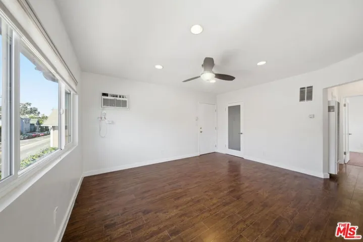 510 Pacific Avenue 4, Venice, California 90291
