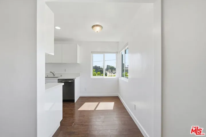 510 Pacific Avenue 4, Venice, California 90291