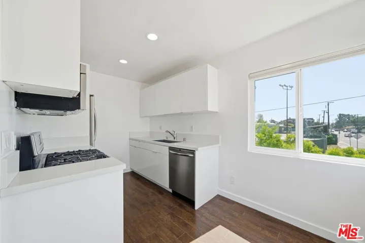 510 Pacific Avenue 4, Venice, California 90291