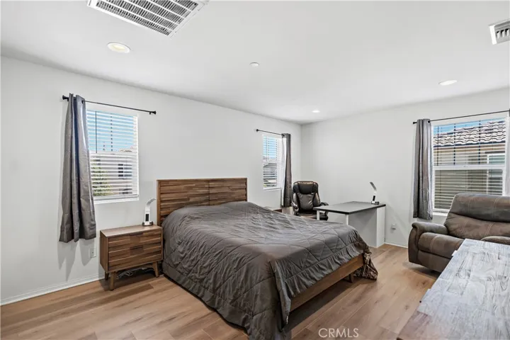 16032 Tanzinite, Chino, California 91708