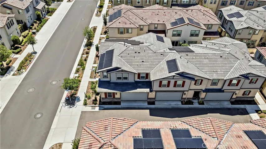 16032 Tanzinite, Chino, California 91708
