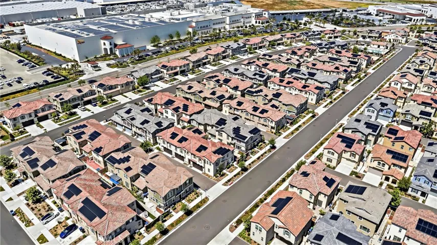 16032 Tanzinite, Chino, California 91708