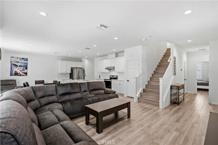 16032 Tanzinite, Chino, California 91708