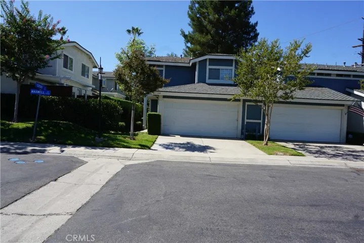 1710 Maxwell, Corona, California 92881