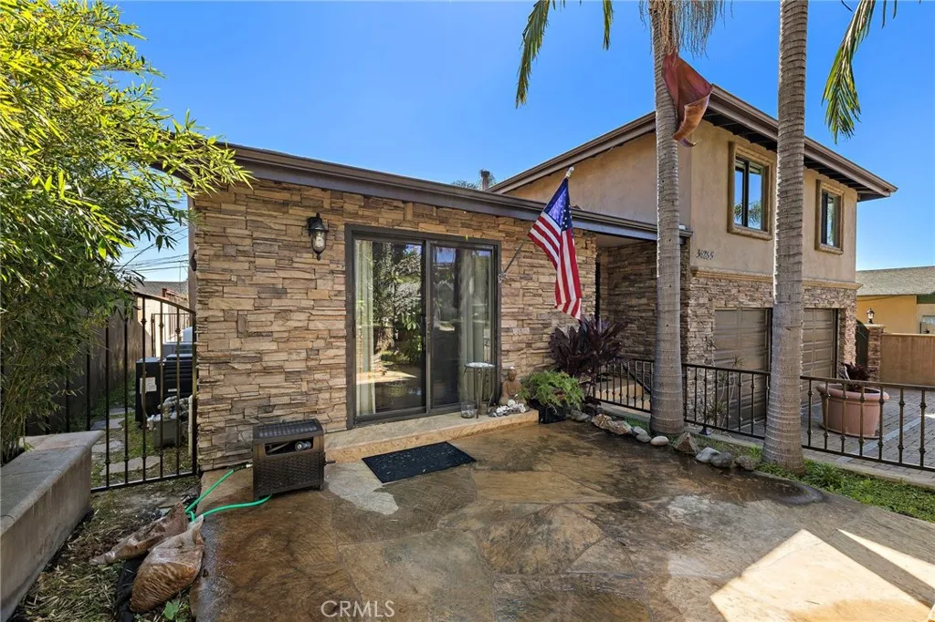 Kitchen Entry