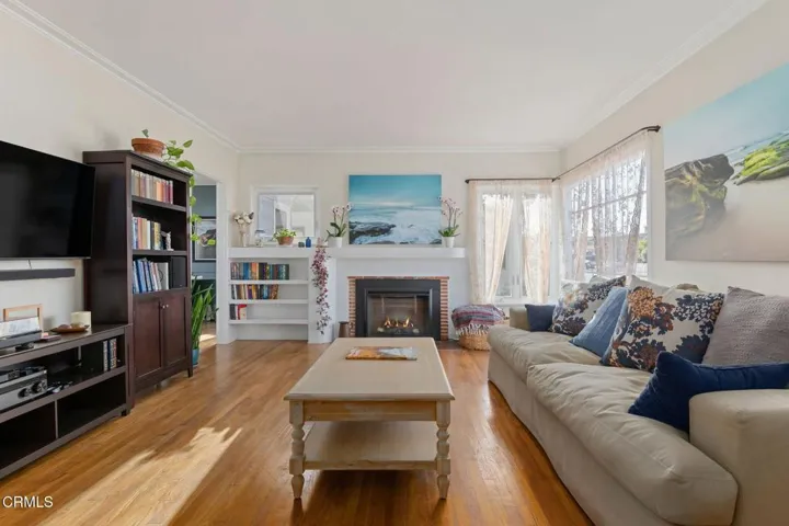 07-Living Room