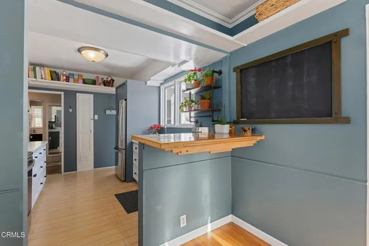 11-Kitchen