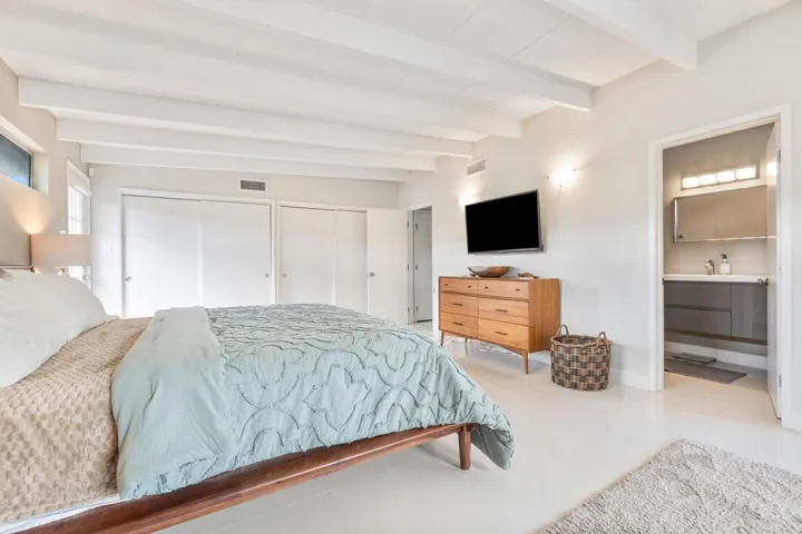 22-web-or-mls-8M4A5754