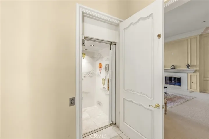 Working elevator conveys your packages and more to the upper level!