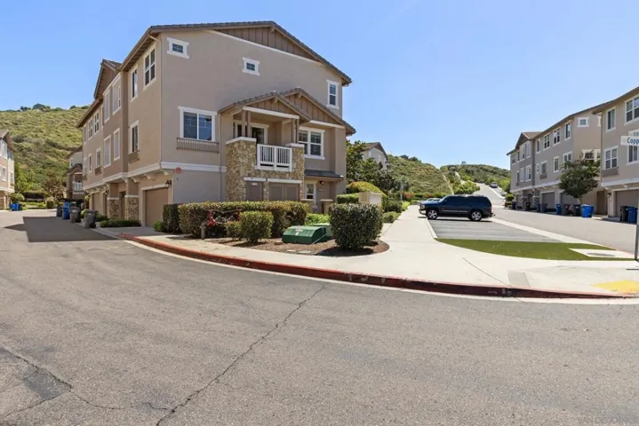 1015 Iron Wheel St, Santee, California 92071