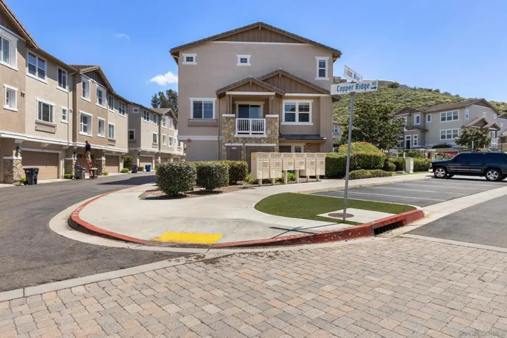 1015 Iron Wheel St, Santee, California 92071