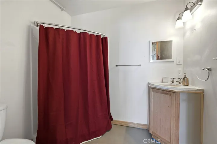 GUEST HOUSE BATH 4