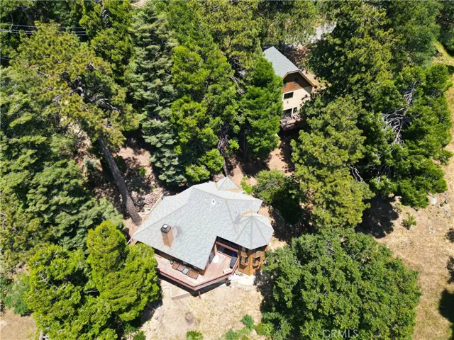 MAIN HOUSE AND GUEST HOUSE