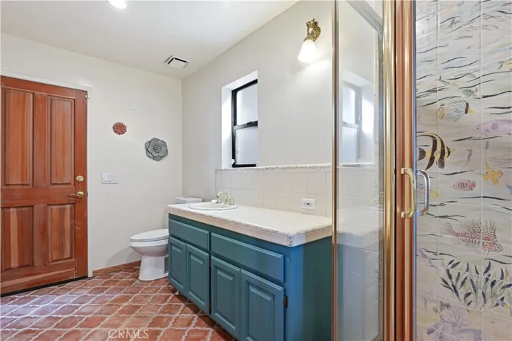HALL BATH 2
