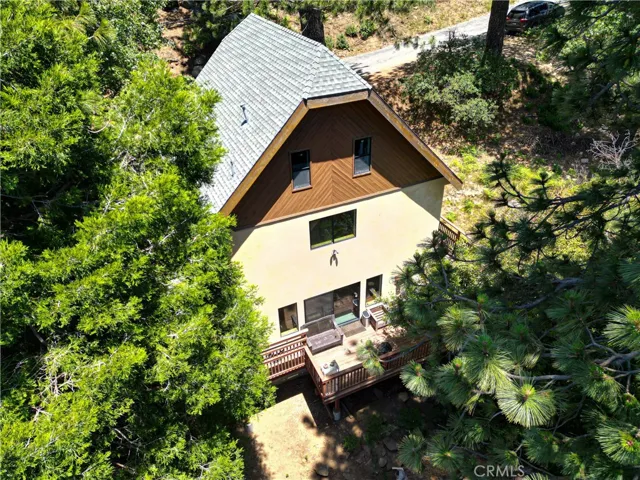 GUEST HOUSE/GARAGE