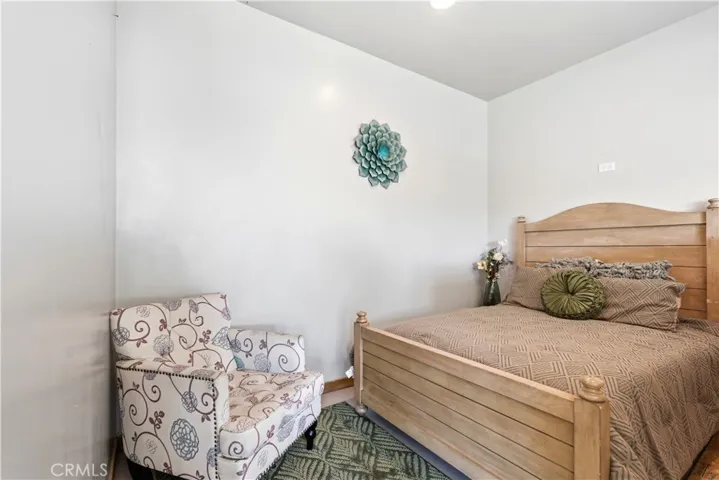 GUEST HOUSE /BEDROOM 6