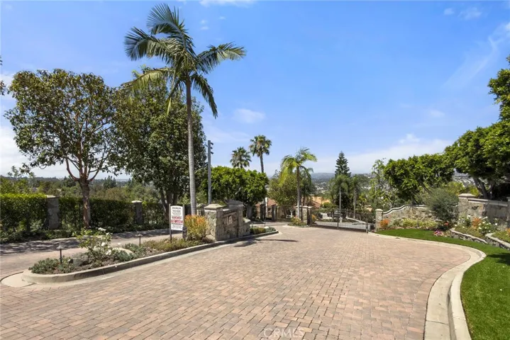 334 S Whitestone, Anaheim Hills, California 92807