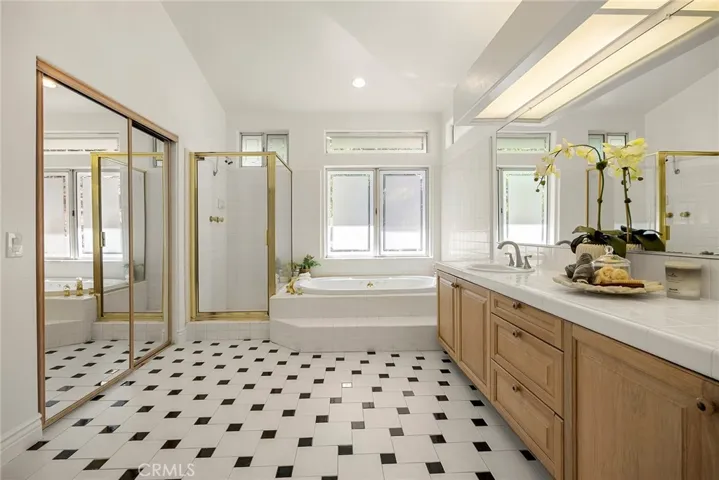 334 S Whitestone, Anaheim Hills, California 92807