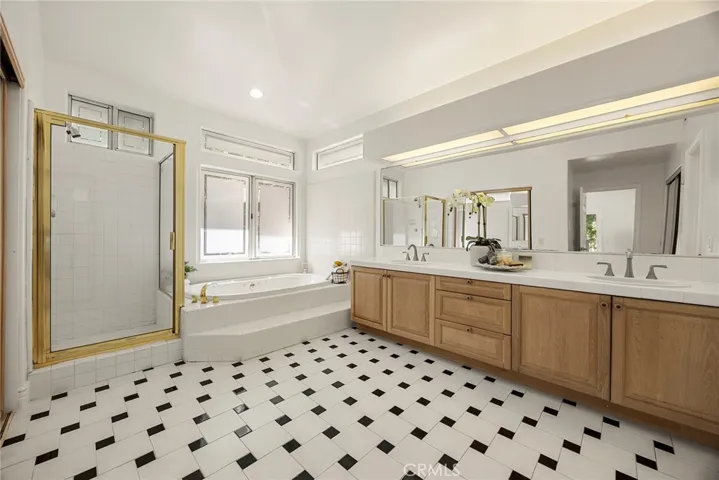 334 S Whitestone, Anaheim Hills, California 92807