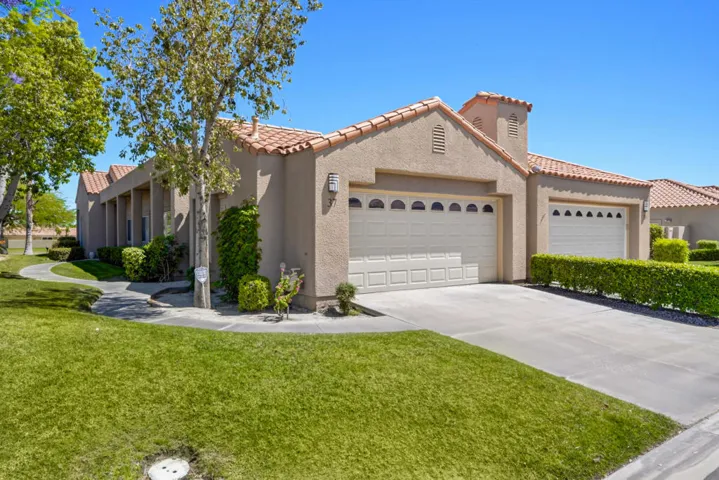 37-colonial-drive-023