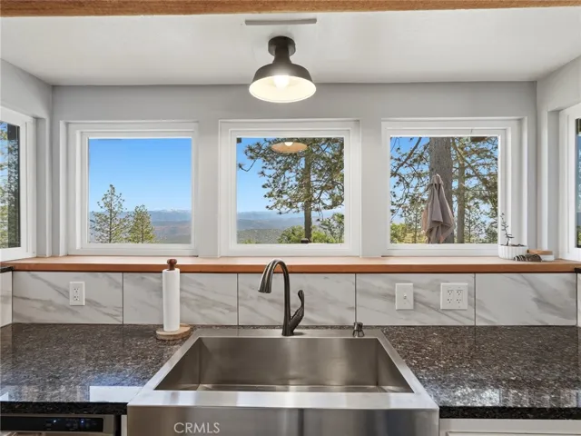 6314 Morrisey Lane, Mariposa, California 95338