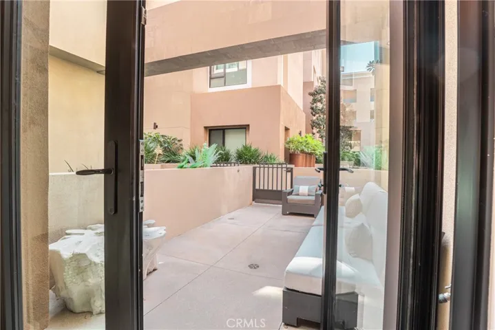 362 W Green 117, Pasadena, California 91105