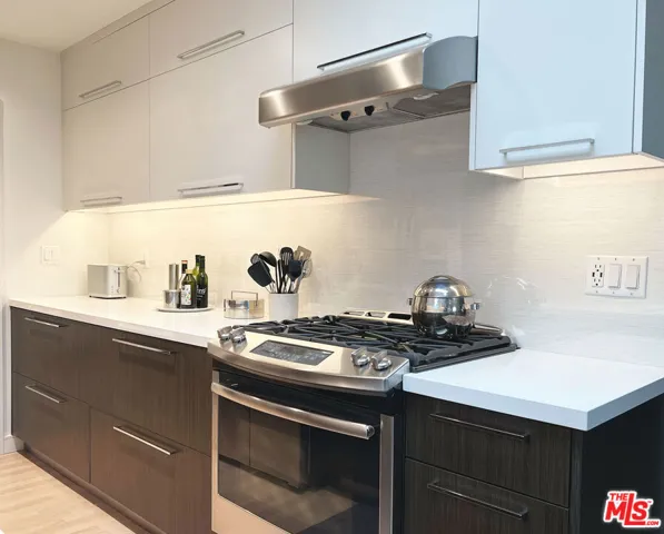 2707 Westwood Boulevard, Los Angeles, California 90064