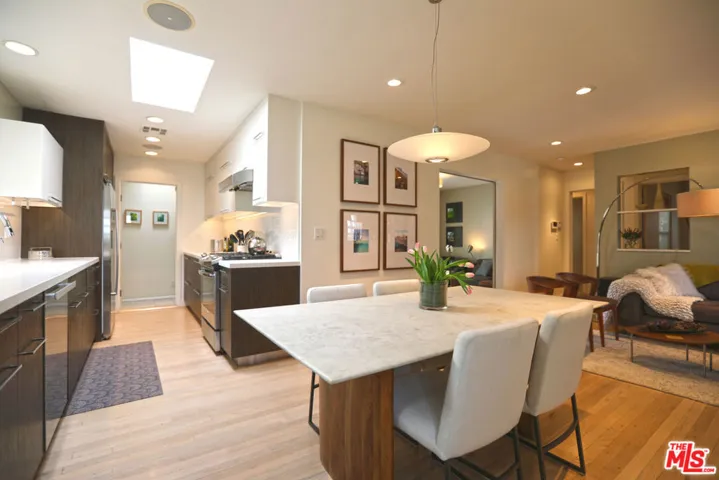 2707 Westwood Boulevard, Los Angeles, California 90064