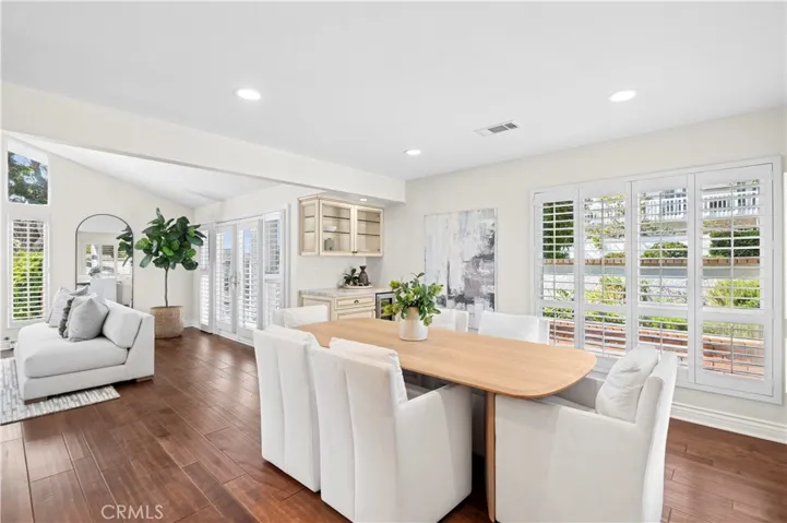 11 Seafaring, Corona Del Mar, California 92625