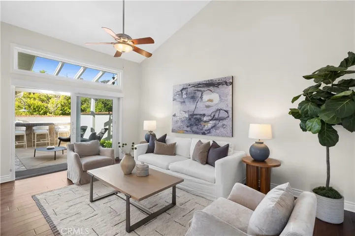 11 Seafaring, Corona Del Mar, California 92625
