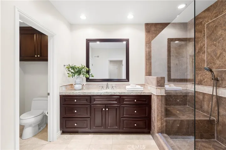 11 Seafaring, Corona Del Mar, California 92625