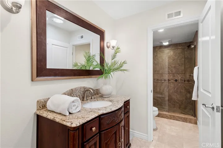 11 Seafaring, Corona Del Mar, California 92625