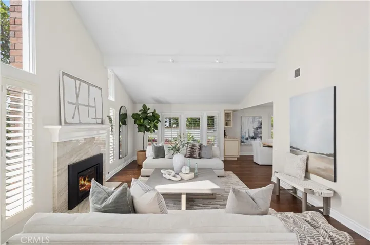 11 Seafaring, Corona Del Mar, California 92625
