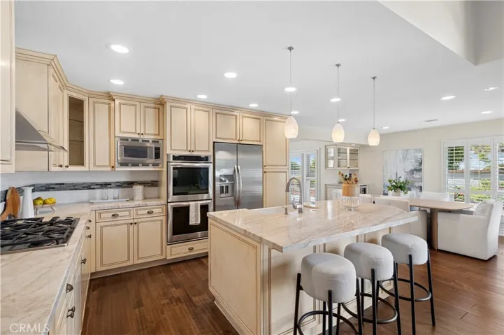 11 Seafaring, Corona Del Mar, California 92625