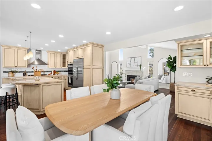 11 Seafaring, Corona Del Mar, California 92625