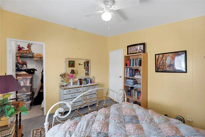 12837 Hacienda, Phelan, California 92371