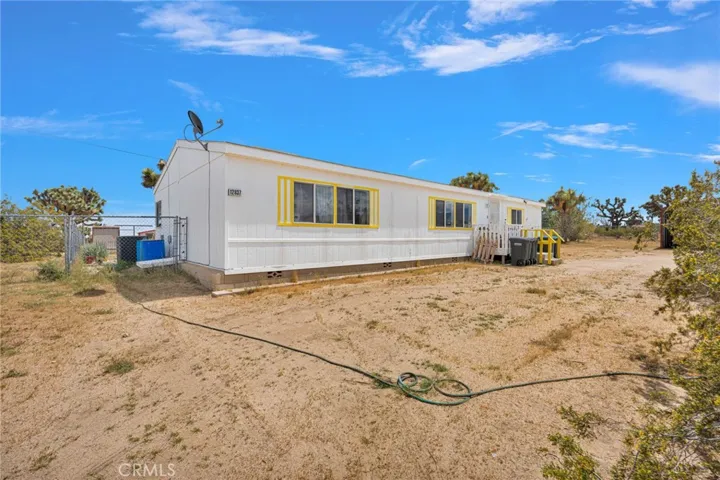 12837 Hacienda, Phelan, California 92371